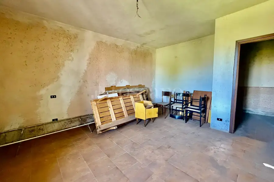 Casa Indipendente in vendita di 400 mq a €315.000 (rif. 41/2026)
