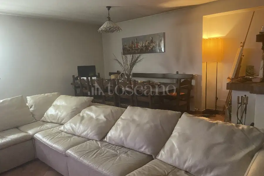 Villino a Schiera in vendita di 210 mq trattativa riservata (rif. 148/2024)
