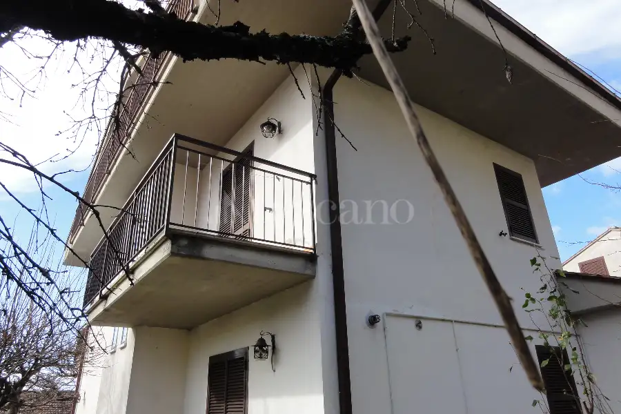 Casa in vendita di 270 mq a €219.000 (rif. 12/2026)