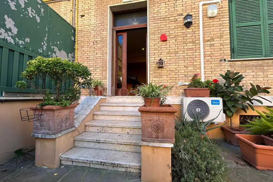 Casa in affitto di 145 mq a €1.450 (rif. 82/2025)