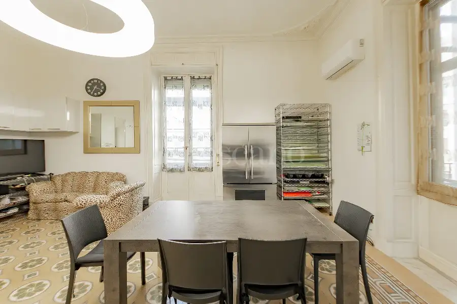 Casa in vendita di 340 mq a €790.000 (rif. 9/2025)