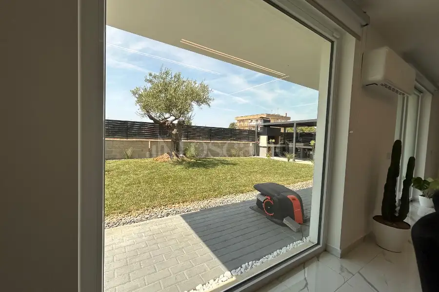 Villa in vendita di 180 mq a €599.000 (rif. 11/2026)