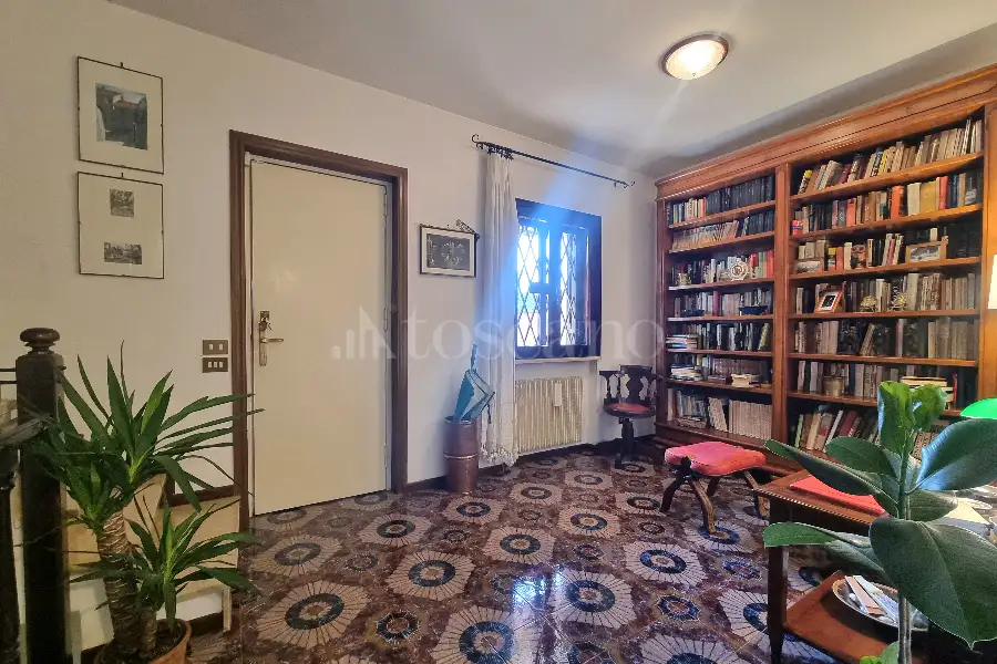 Villa in vendita di 300 mq a €599.000 (rif. 22/2024)