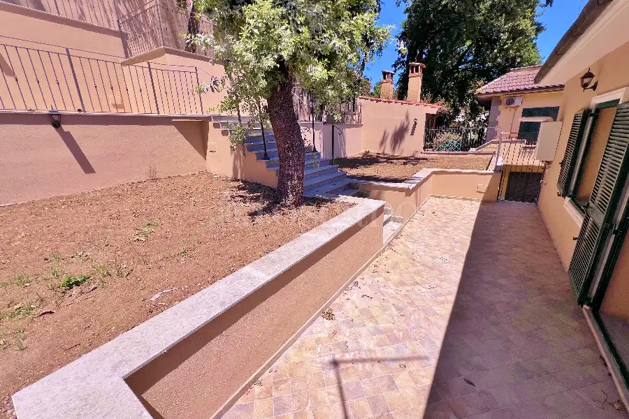 Casa Indipendente in vendita di 130 mq a €355.000 (rif. 12/2026)