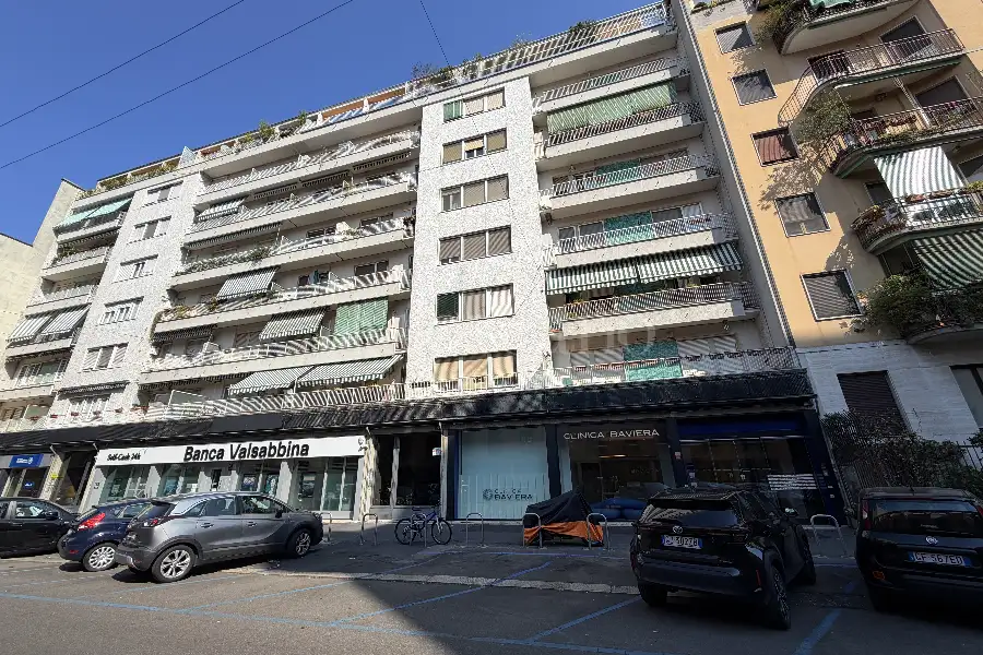 Negozio in vendita di 530 mq a €2.300.000 (rif. 65/2026)