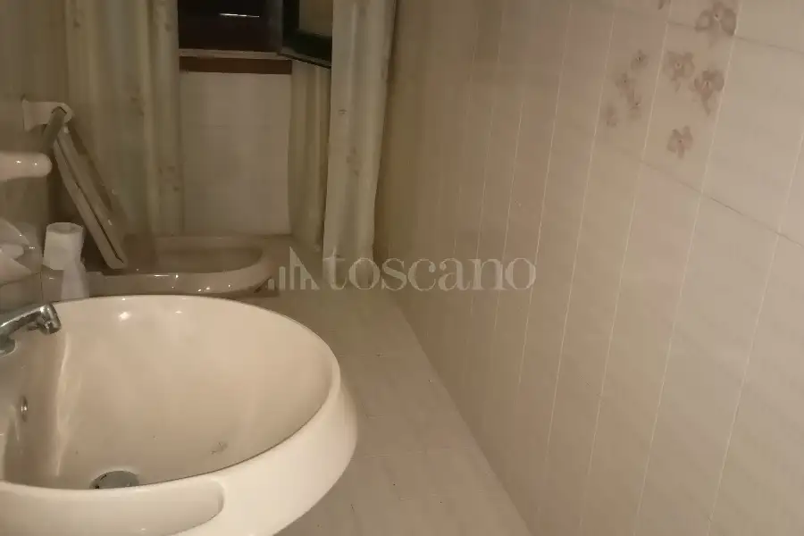 Casa in vendita di 480 mq a €450.000 (rif. 37/2026)