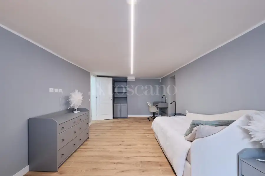 Villa in vendita di 259 mq a €1.100.000 (rif. 2/2026)