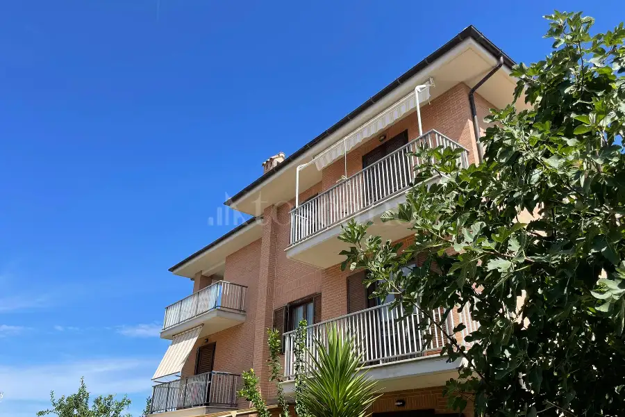 Box in vendita di 25 mq a €19.000 (rif. 44/2024)