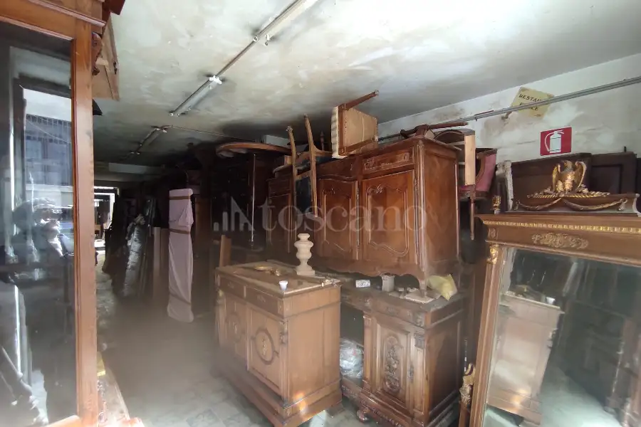 Laboratorio in vendita di 130 mq a €60.000 (rif. 35/2026)