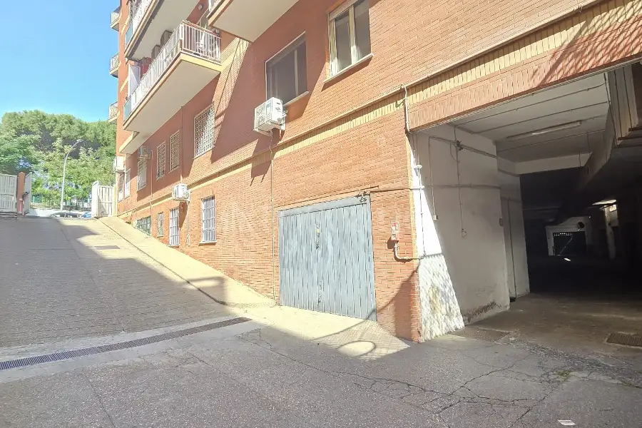 Box in vendita di 16 mq a €29.000 (rif. 38/2025)