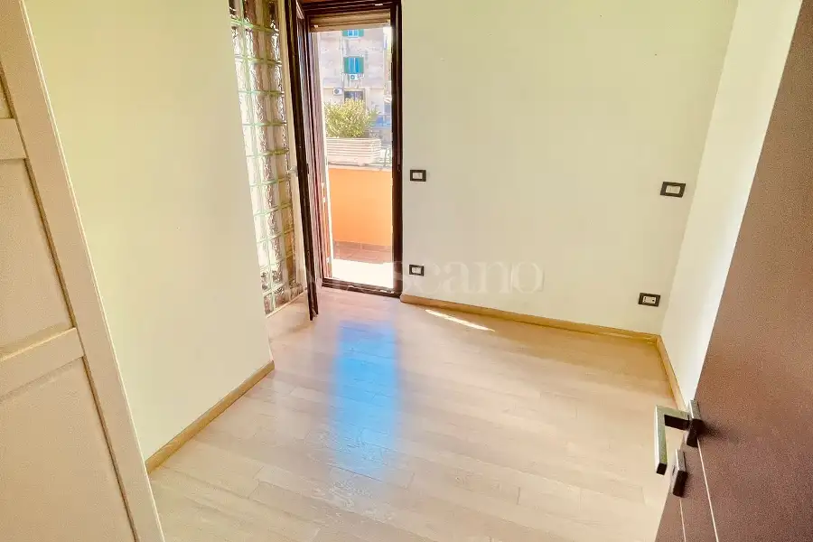 Attico in vendita di 90 mq a €409.000 (rif. 39/2026)
