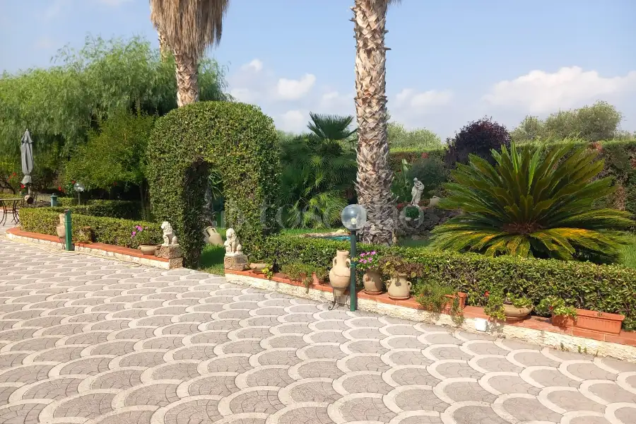 Villa Bifamiliare in vendita di 90 mq a €220.000 (rif. 20/2026)