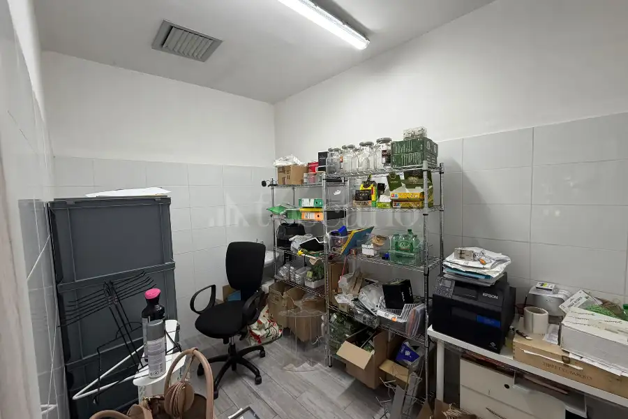 Negozio in vendita di 35 mq a €105.000 (rif. 49/2026)