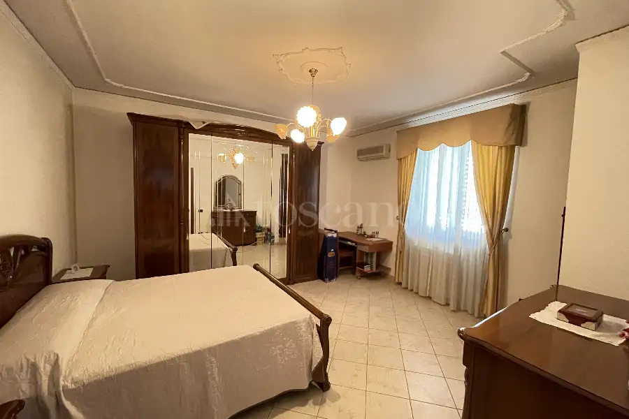 Casa Indipendente in vendita di 382 mq a €450.000 (rif. 2/2026)