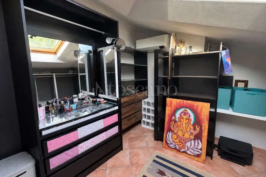Villa in vendita di 240 mq a €615.000 (rif. 58/2026)