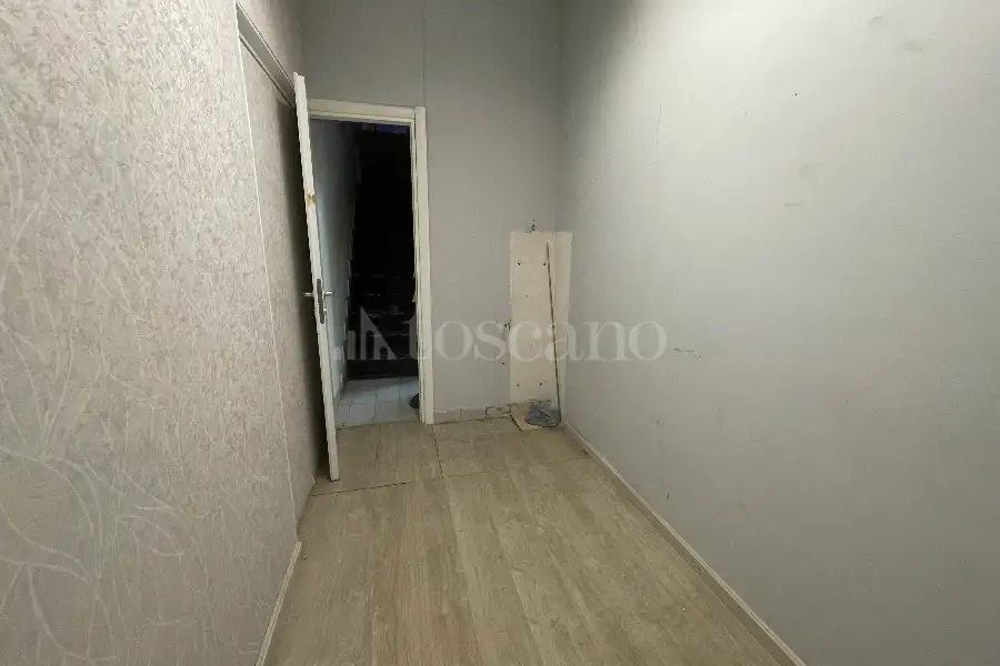 Attività Commerciale in affitto di 90 mq a €800 (rif. 69/2025)