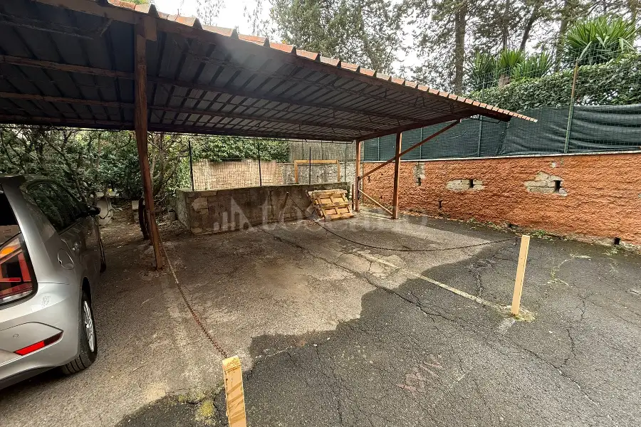 Posto Auto in vendita di 15 mq a €10.000 (rif. 2/2025)