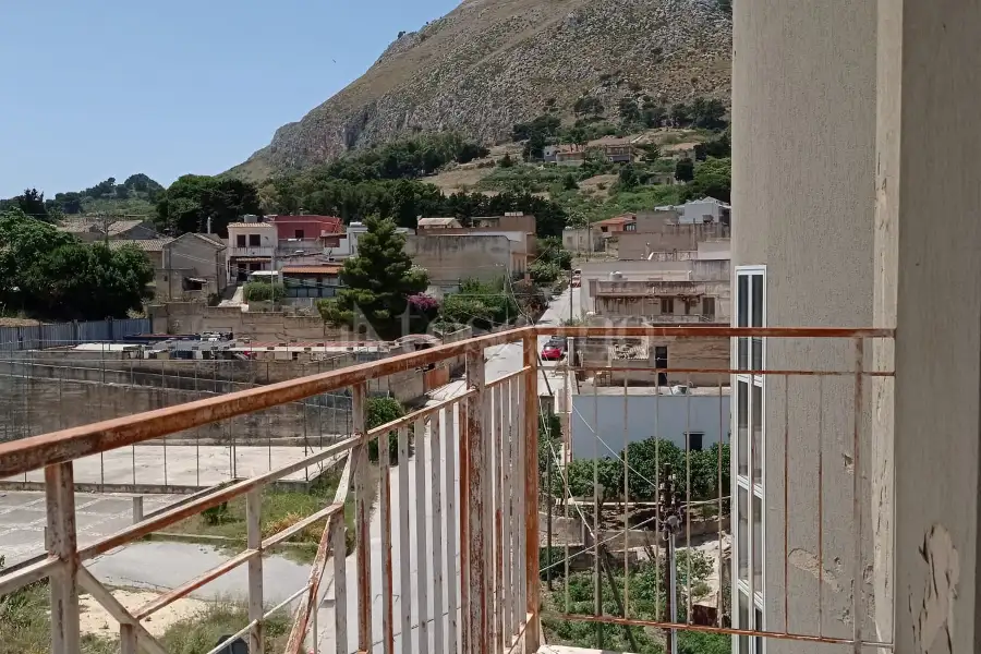 Attico in vendita di 80 mq a €80.000 (rif. 40/2025)