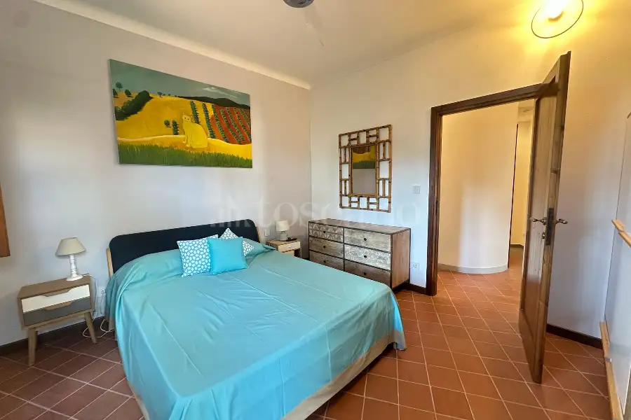 Villa Plurifamiliare in vendita di 180 mq a €1.200.000 (rif. 16/2026)