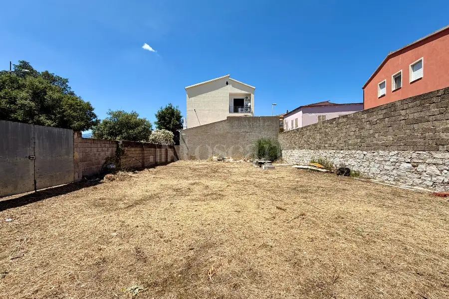 Edificabile Residenziali in vendita di 334 mq a €65.000 (rif. 43/2026)