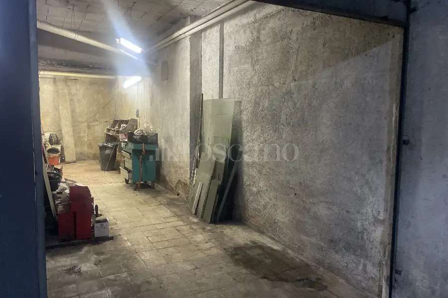 Box in vendita di 27 mq a €15.800 (rif. 68/2025)