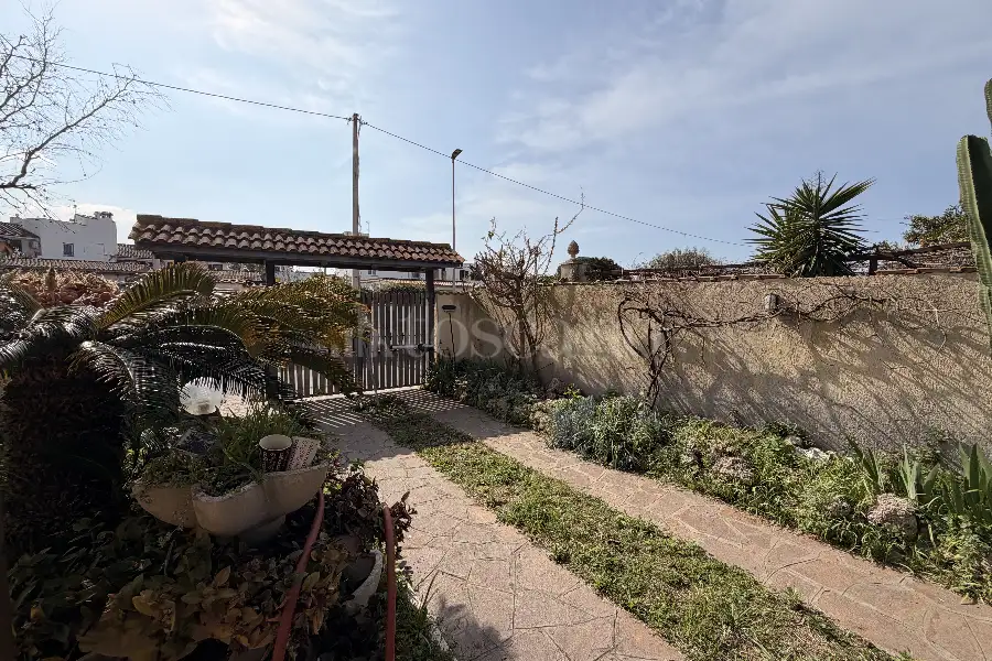 Villa Plurifamiliare in vendita di 90 mq a €179.000 (rif. 10/2026)
