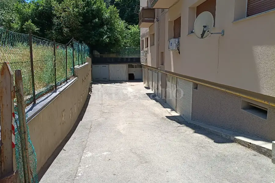 Garage in vendita di 10 mq a €16.000 (rif. 4/2026)
