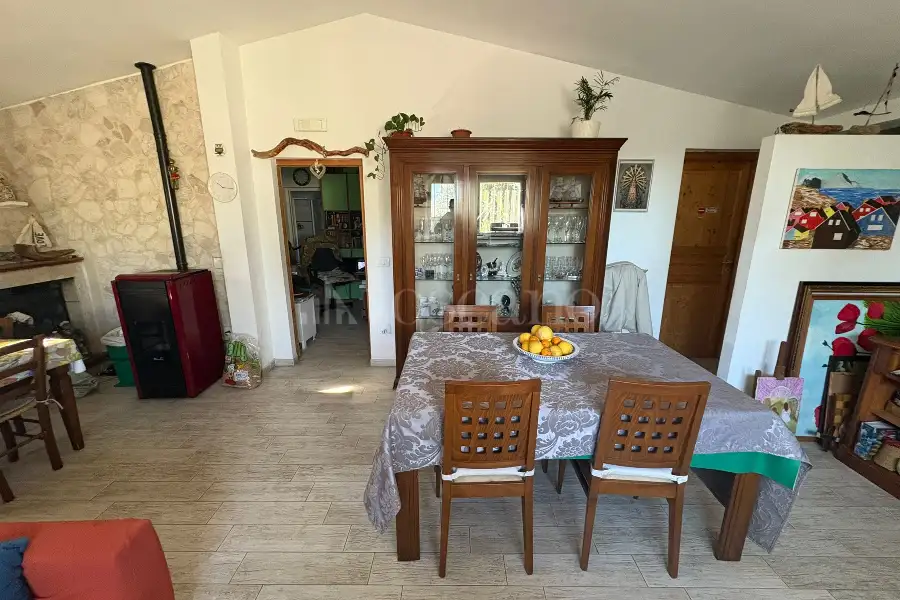Villa in vendita di 180 mq a €180.000 (rif. 33/2025)