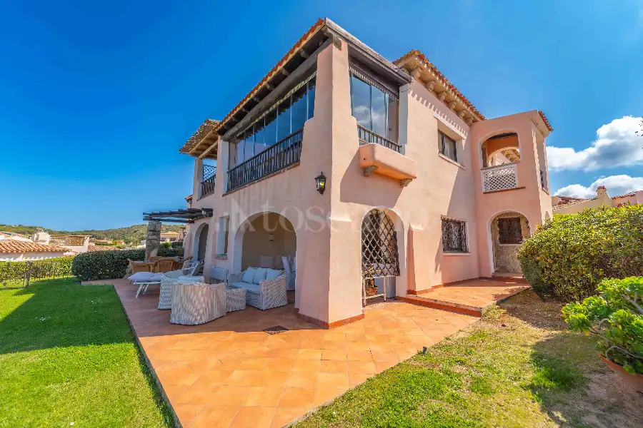 Casa in vendita di 80 mq a €490.000 (rif. 10/2025)