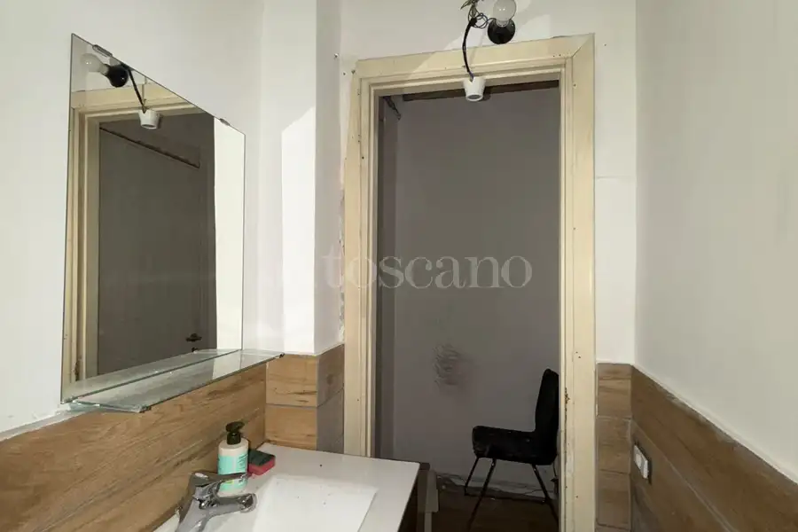 Negozio in affitto di 28 mq a €750 (rif. 41/2026)