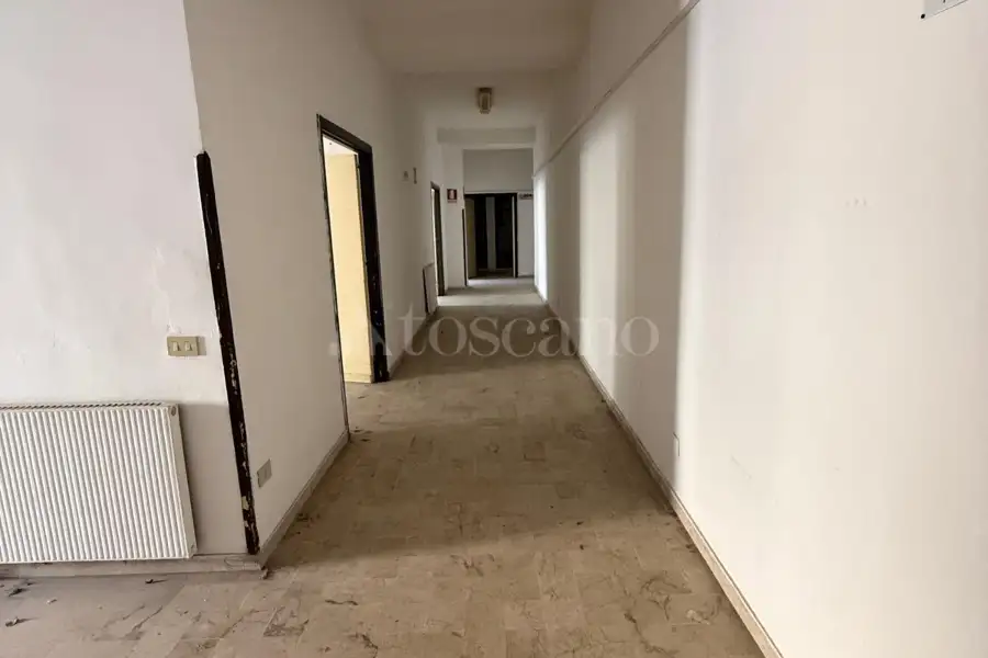 Ufficio in vendita di 310 mq a €309.000 (rif. 50/2025)