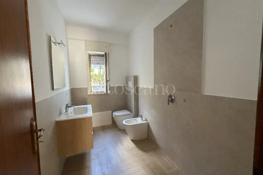 Ufficio in affitto di 98 mq a €850 (rif. 77/2026)