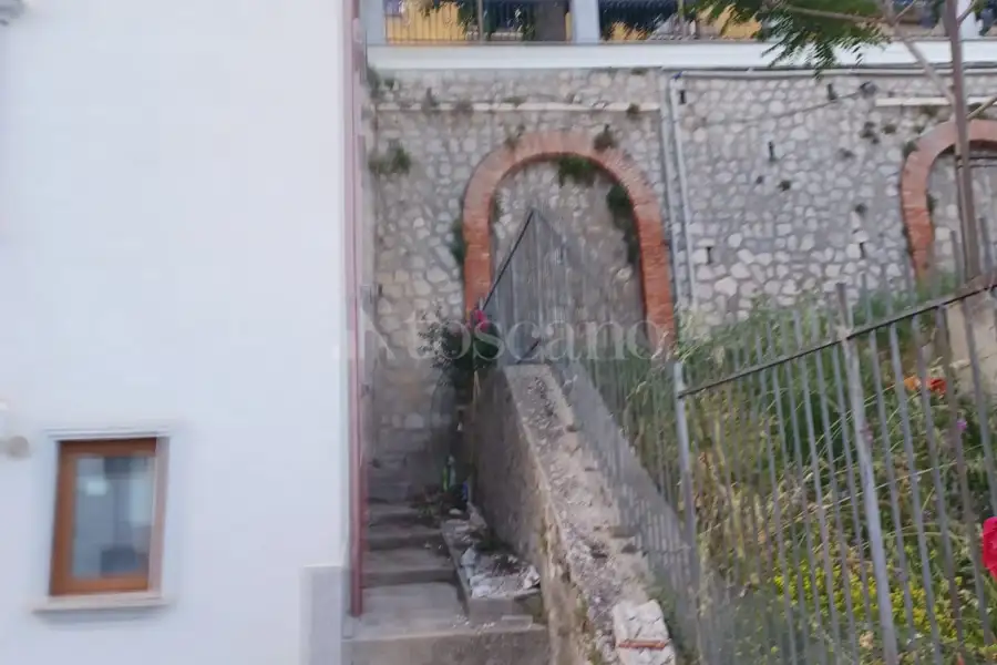 Magazzino in vendita di 103 mq trattativa riservata (rif. 12/2025)