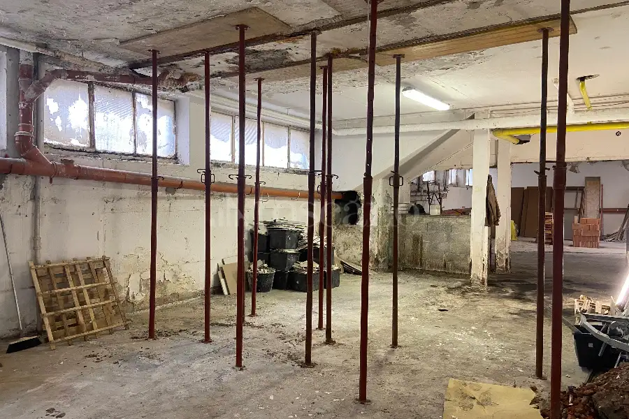 Laboratorio in vendita di 240 mq a €285.000 (rif. 7/2025)