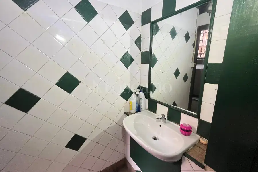 Negozio in vendita di 106 mq a €340.000 (rif. 18/2026)