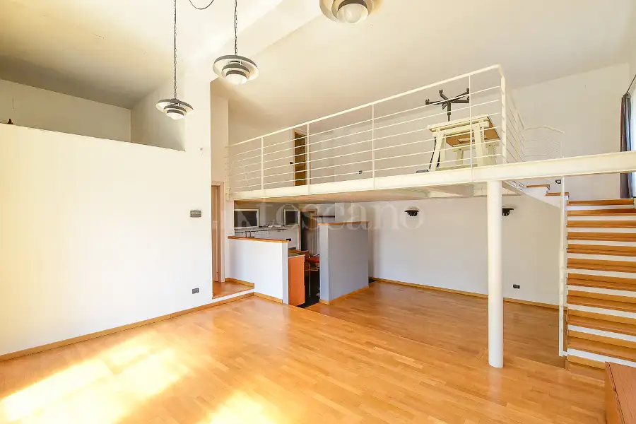 Loft in vendita di 130 mq a €250.000 (rif. 64/2025)