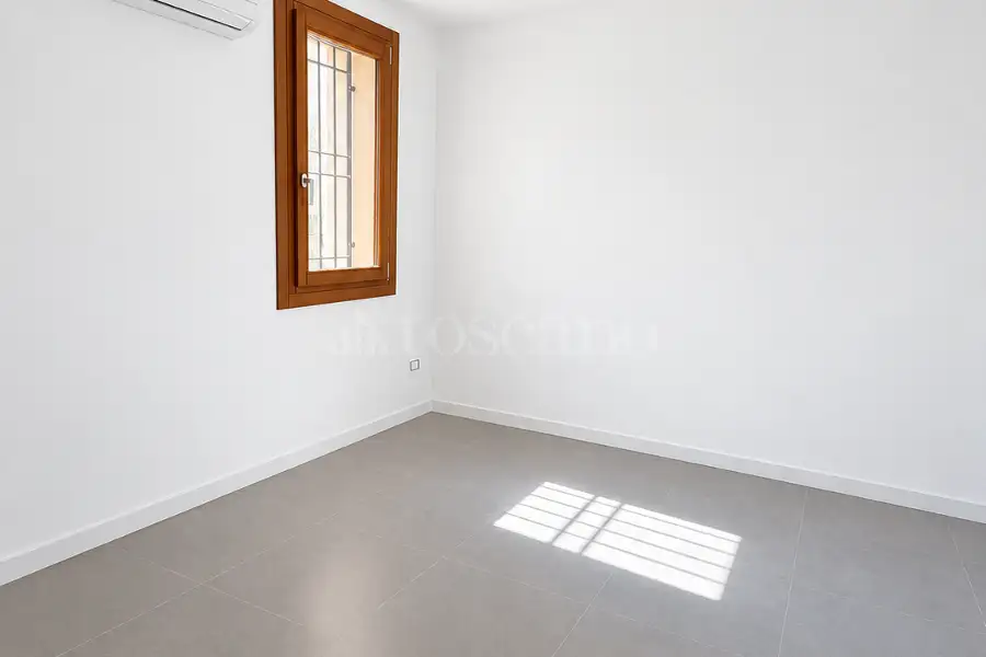 Negozio in affitto di 41 mq a €800 (rif. 27/2026)