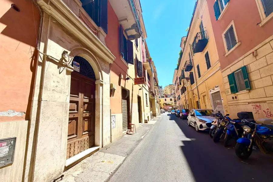 Casa in affitto di 40 mq a €900 (rif. 33/2026)