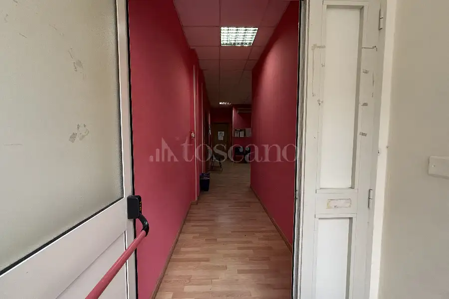 Ufficio in vendita di 272 mq a €340.000 (rif. 24/2026)