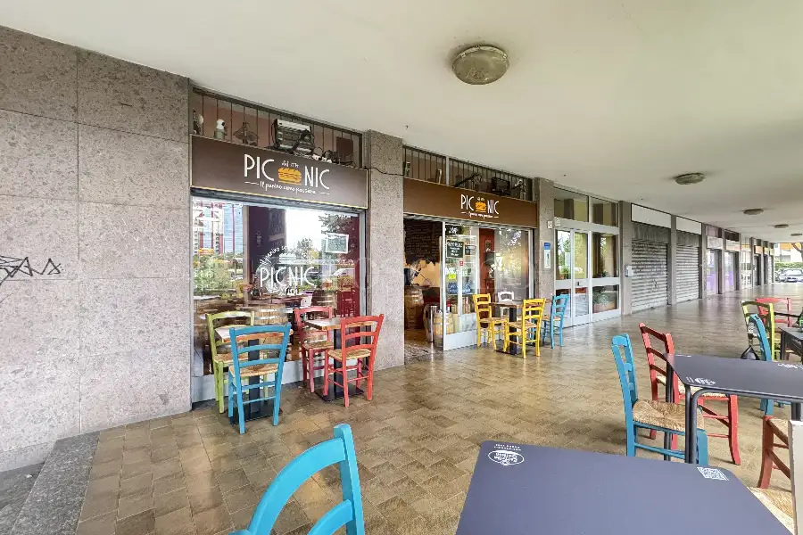 Negozio in vendita di 40 mq a €95.000 (rif. 12/2026)