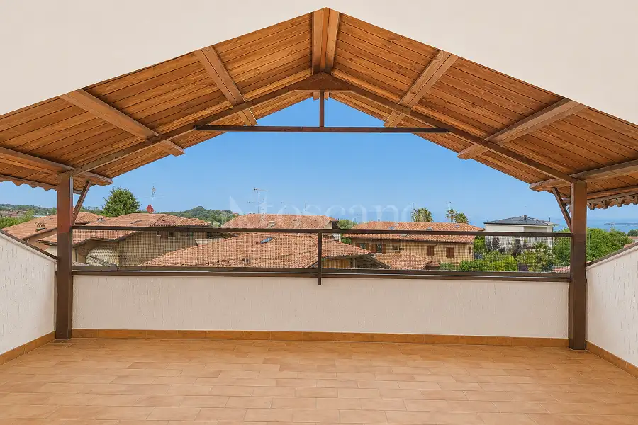 Casa in vendita di 240 mq a €440.000 (rif. 21/2026)