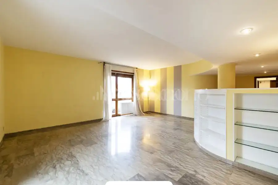 Casa in vendita di 195 mq a €1.575.000 (rif. 151/2025)