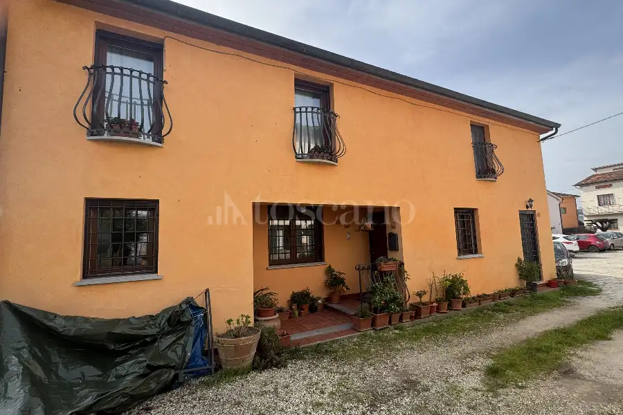 Casa in vendita di 147 mq a €255.000 (rif. 11/2026)