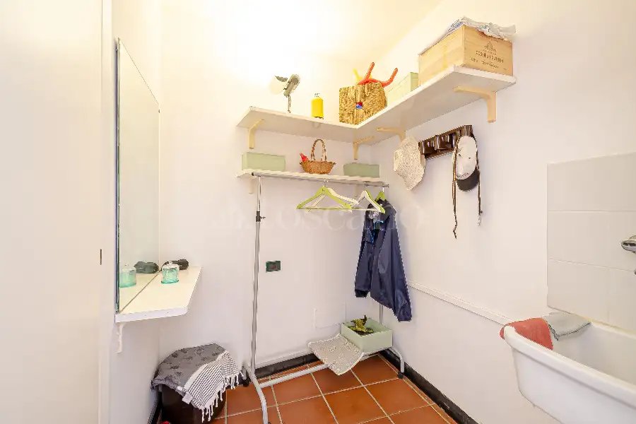 Villa in vendita di 496 mq a €3.950.000 (rif. 71/2026)