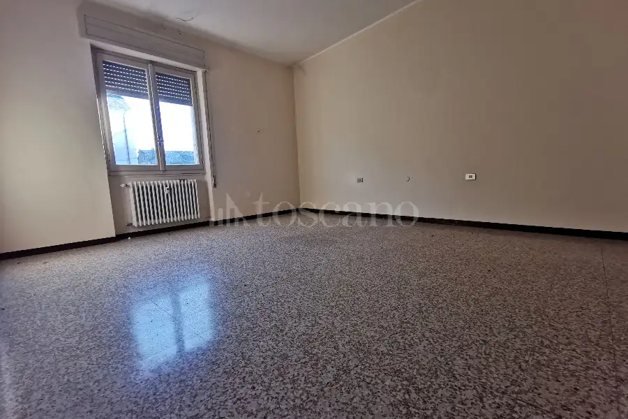 Palazzo in vendita di 510 mq a €240.000 (rif. 39/2026)