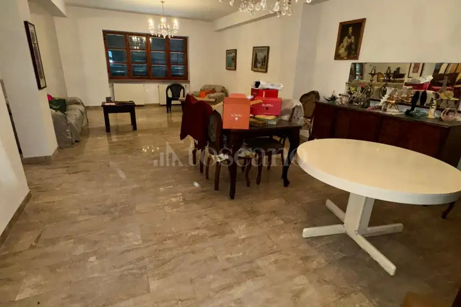 Villa Bifamiliare in affitto di 250 mq a €700 (rif. 105/2025)