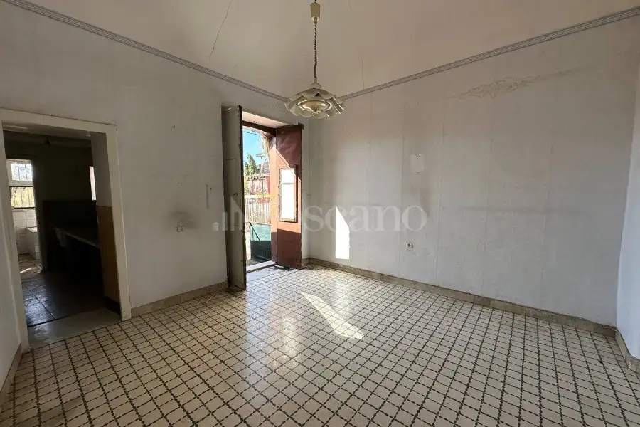 Casa Indipendente in vendita di 162 mq a €98.000 (rif. 22/2026)