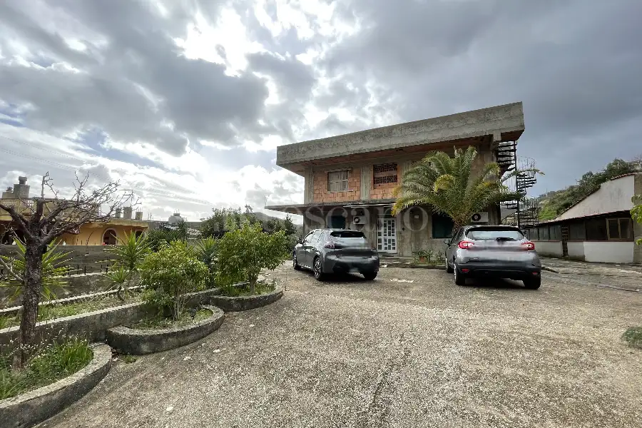 Casa Indipendente in vendita di 382 mq a €450.000 (rif. 2/2026)