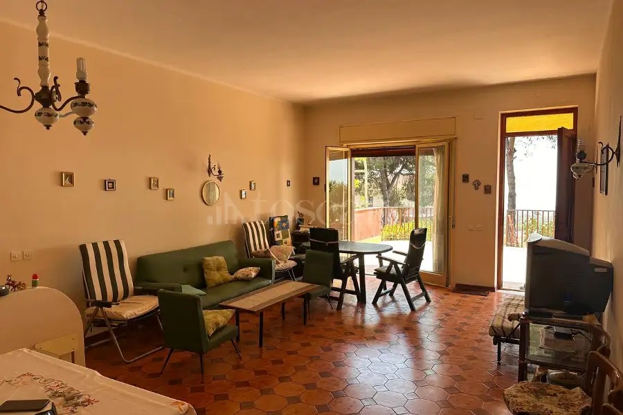 Villino a Schiera in vendita di 200 mq a €249.000 (rif. 144/2026)