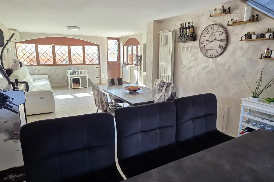 Villa Plurifamiliare in vendita di 130 mq a €249.000 (rif. 21/2026)